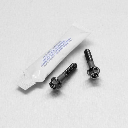 Pro-Bolt プロボルト Titanium Fuel Tank Mounting Bolt Kit (TIFTMON50) TIFTMON50BK (CDC その他(ボルト) Pro-Bolt プロボルト Titanium Fuel Tank Mounting Bolt Kit (TIFTMON50) TIFTMON50BK (CDC その他(ボルト)