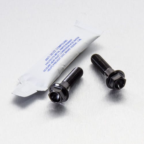 Pro-Bolt プロボルト Titanium Rear Brake Caliper Mount Kit (TIRBMON100) TIRBMON100BK ( その他(ボルト) Pro-Bolt プロボルト Titanium Rear Brake Caliper Mount Kit (TIRBMON100) TIRBMON100BK ( その他(ボルト)
