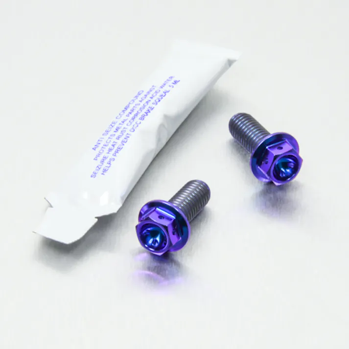 Pro-Bolt プロボルト Titanium Rear Brake Caliper Mount Kit Race Spec (TIRBMON110R) TIRBMON110RP (CDC)【ネット注文限定・別送品】