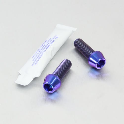 Pro-Bolt プロボルト Titanium Rear Brake Caliper Mount Kit (TIRBMON290) TIRBMON290P (C その他(ボルト) Pro-Bolt プロボルト Titanium Rear Brake Caliper Mount Kit (TIRBMON290) TIRBMON290P (C その他(ボルト)