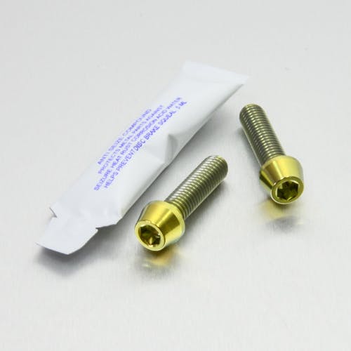 Pro-Bolt プロボルト Titanium Rear Brake Caliper Mount Kit (TIRBMON70) TIRBMON70G (CDC その他(ボルト) Pro-Bolt プロボルト Titanium Rear Brake Caliper Mount Kit (TIRBMON70) TIRBMON70G (CDC その他(ボルト)