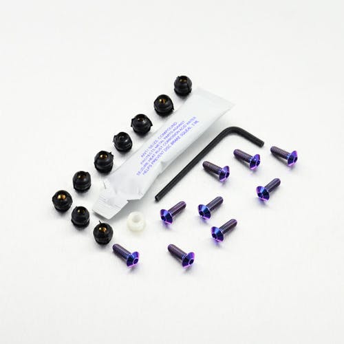 Pro-Bolt プロボルト Titanium Screen Kit Ducati 9 Bolt (TISKDUC9) TISKDUC9P (CDC) その他(ボルト) Pro-Bolt プロボルト Titanium Screen Kit Ducati 9 Bolt (TISKDUC9) TISKDUC9P (CDC) その他(ボルト)