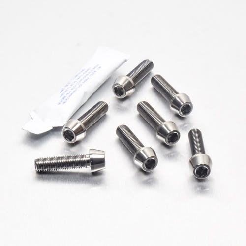 Pro-Bolt プロボルト Titanium Top & Bottom Clamp Yoke Pinch Kit (TITRIPCL1000) (CDC) その他(ボルト) Pro-Bolt プロボルト Titanium Top & Bottom Clamp Yoke Pinch Kit (TITRIPCL1000) (CDC) その他(ボルト)