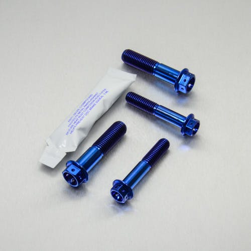 Pro-Bolt プロボルト Titanium Top & Bottom Clamp Yoke Pinch Kit Race Spec (TITRIPCL105 その他(ボルト) Pro-Bolt プロボルト Titanium Top & Bottom Clamp Yoke Pinch Kit Race Spec (TITRIPCL105 その他(ボルト)