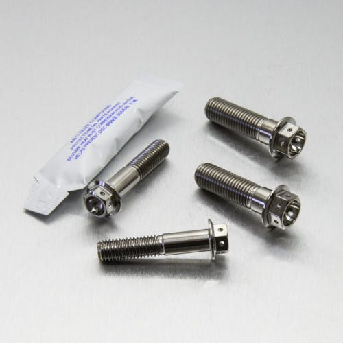 Pro-Bolt プロボルト Titanium Top & Bottom Clamp Yoke Pinch Kit Race Spec (TITRIPCL125 その他(ボルト) Pro-Bolt プロボルト Titanium Top & Bottom Clamp Yoke Pinch Kit Race Spec (TITRIPCL125 その他(ボルト)