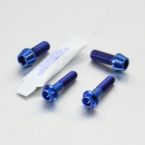 Pro-Bolt プロボルト Titanium Top & Bottom Clamp Yoke Pinch Kit (TITRIPCL710) TITRIPCL その他(ボルト) Pro-Bolt プロボルト Titanium Top & Bottom Clamp Yoke Pinch Kit (TITRIPCL710) TITRIPCL その他(ボルト)