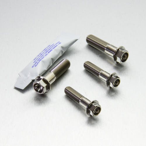 Pro-Bolt プロボルト Titanium Top & Bottom Clamp Yoke Pinch Kit (TITRIPCL720) (CDC) その他(ボルト) Pro-Bolt プロボルト Titanium Top & Bottom Clamp Yoke Pinch Kit (TITRIPCL720) (CDC) その他(ボルト)