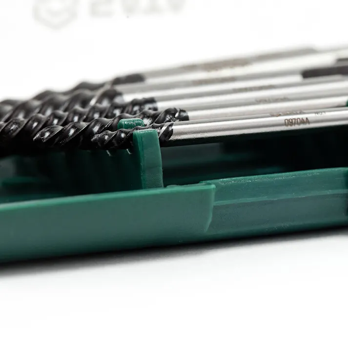 SATA 逆タップ セット RS-09704A タップセット エクストラクター 工具セット ツールセット 整備 CZ01478【別送品】