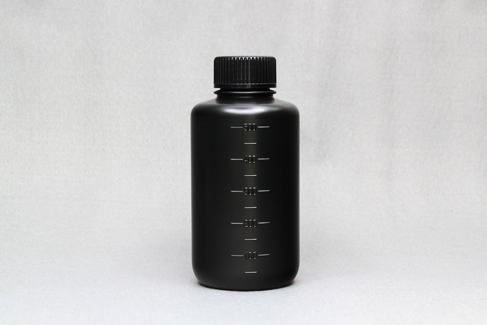 コクゴ JKボトル 細口 遮光 500ml 101-2010302 4942594101168 (CDC) スポイト・ジョーゴ・ビン コクゴ JKボトル 細口 遮光 500ml 101-2010302 4942594101168 (CDC) スポイト・ジョーゴ・ビン