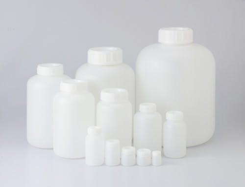 PE広口瓶 白 250ml 60本入 ポリエチレン 分配 蓋付 101-5840401【別送品】