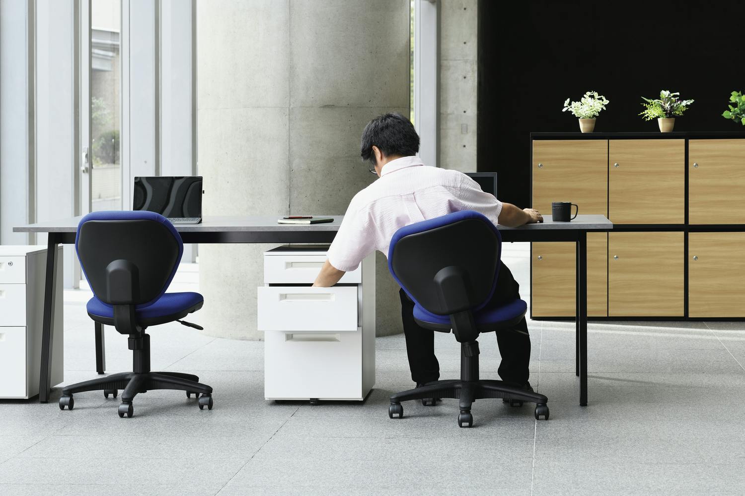 KOEKI 弘益 UTILITY K-921(OR) オフィスチェア オレンジ 44×57×80-93