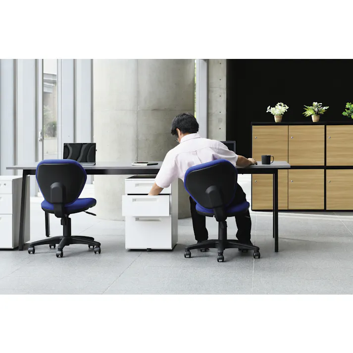 KOEKI 弘益 UTILITY K-921(OR) オフィスチェア オレンジ 44×57×80-93(座高42.5-55.5) 組立品 ワークチェア デスクチェア 事務椅子 ロッキングチェア 肘なし 受付 塾 在宅ワーク K921OR【別送品】