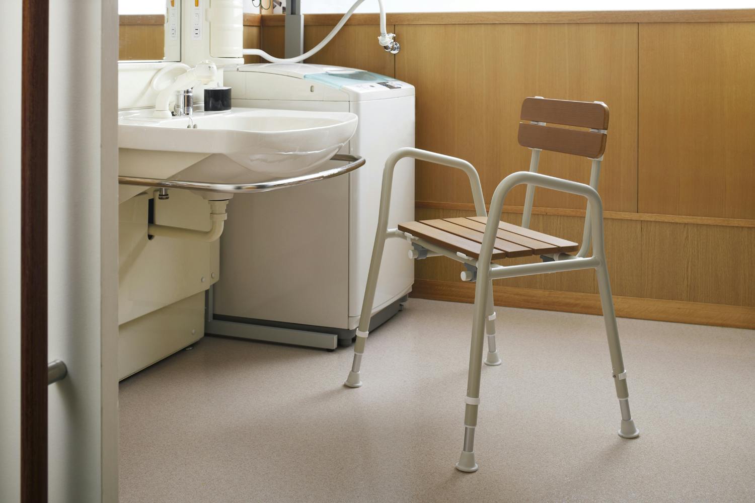 KOEKI 弘益 UTILITY WE-SC1 シャワーチェア 62.5×55-56.5×75-85