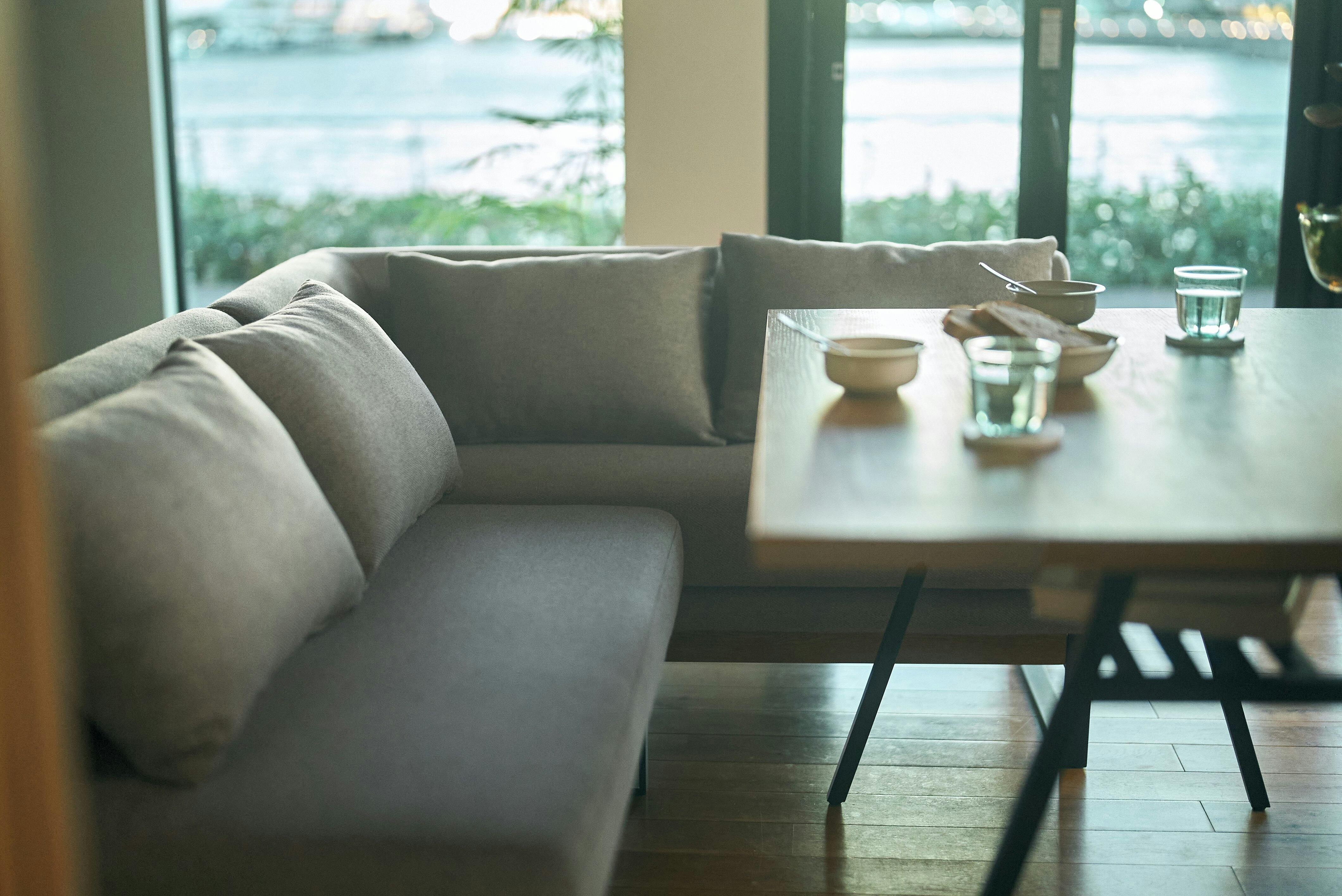 トロン リビング ダイニングテーブル DINING TABLE ダイニングテーブル