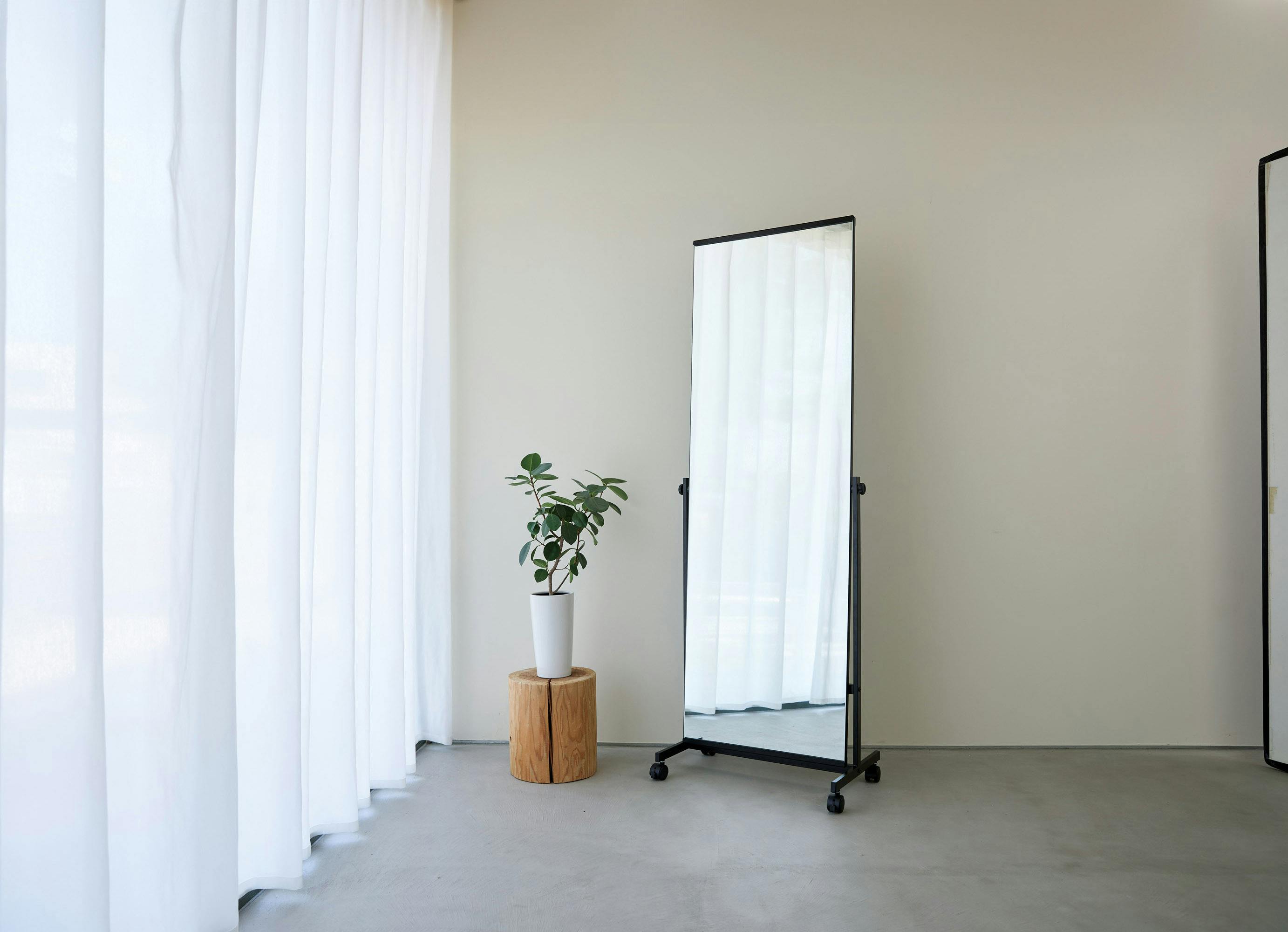 UTILITY P-1126TS(BK) スタンドミラー ブラック 57×36×158.5 姿見 鏡