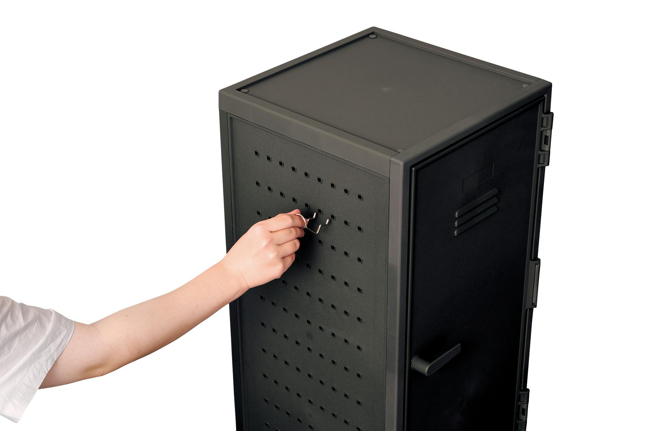 フィッツ ペグ キャビネット ワイド オレンジ インテリア 扉式