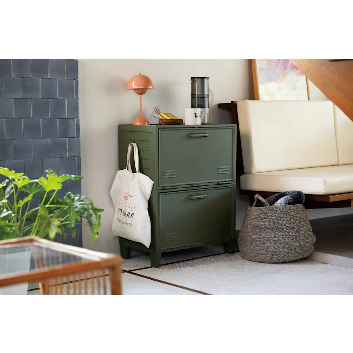 フィッツ ペグ キャビネット ワイド ダークグレー インテリア 扉式 リビング収納 簡単組立 ロッカー風 ヴィンテージ風 扉付き 組み立て簡単 ロッカー 4904746157133【別送品】