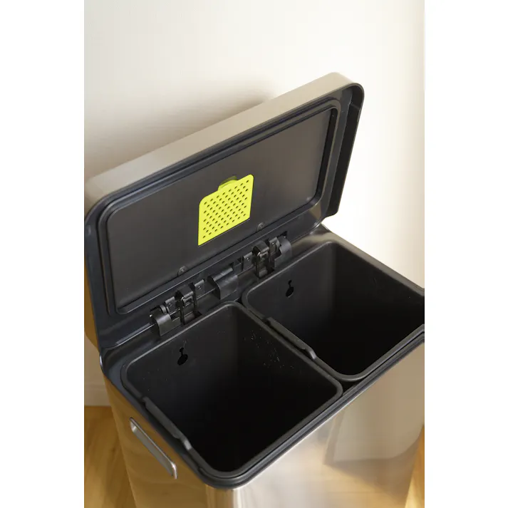 EKOJAPAN EKO Xキューブ ステップビン 20L+20L シルバー EK9368MT-20L+20L ごみ箱 分別ゴミ箱ステップ式20L+20L ステンレス 抗菌 消臭ケース付き インナーボックス付 フタ付 6951800616790【別送品】