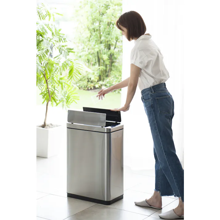 EKOJAPAN EKO デラックスファントム センサービン 45L シルバー EK9287MT-45L ごみ箱 ゴミ箱自動開閉 センサー式45L 両開き アルカリ電池式 単3×6本 インナーボックス付 6951800656123【別送品】