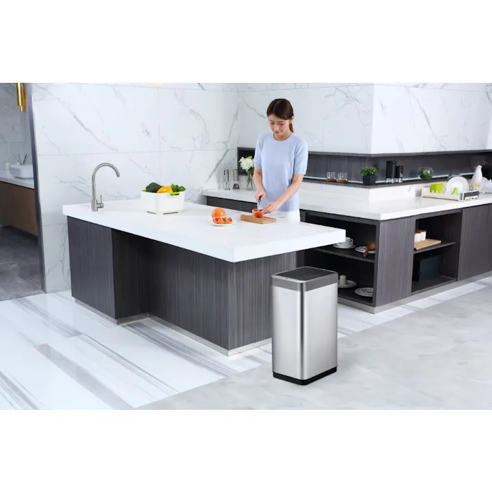 EKOJAPAN EKO ファントム X センサービン 45L インナーなし シルバー EK9261MT-45L ごみ箱 ゴミ箱自動開閉 センサー式45L アルカリ電池式 単3×6本 インナーリング付 6951800669437【別送品】