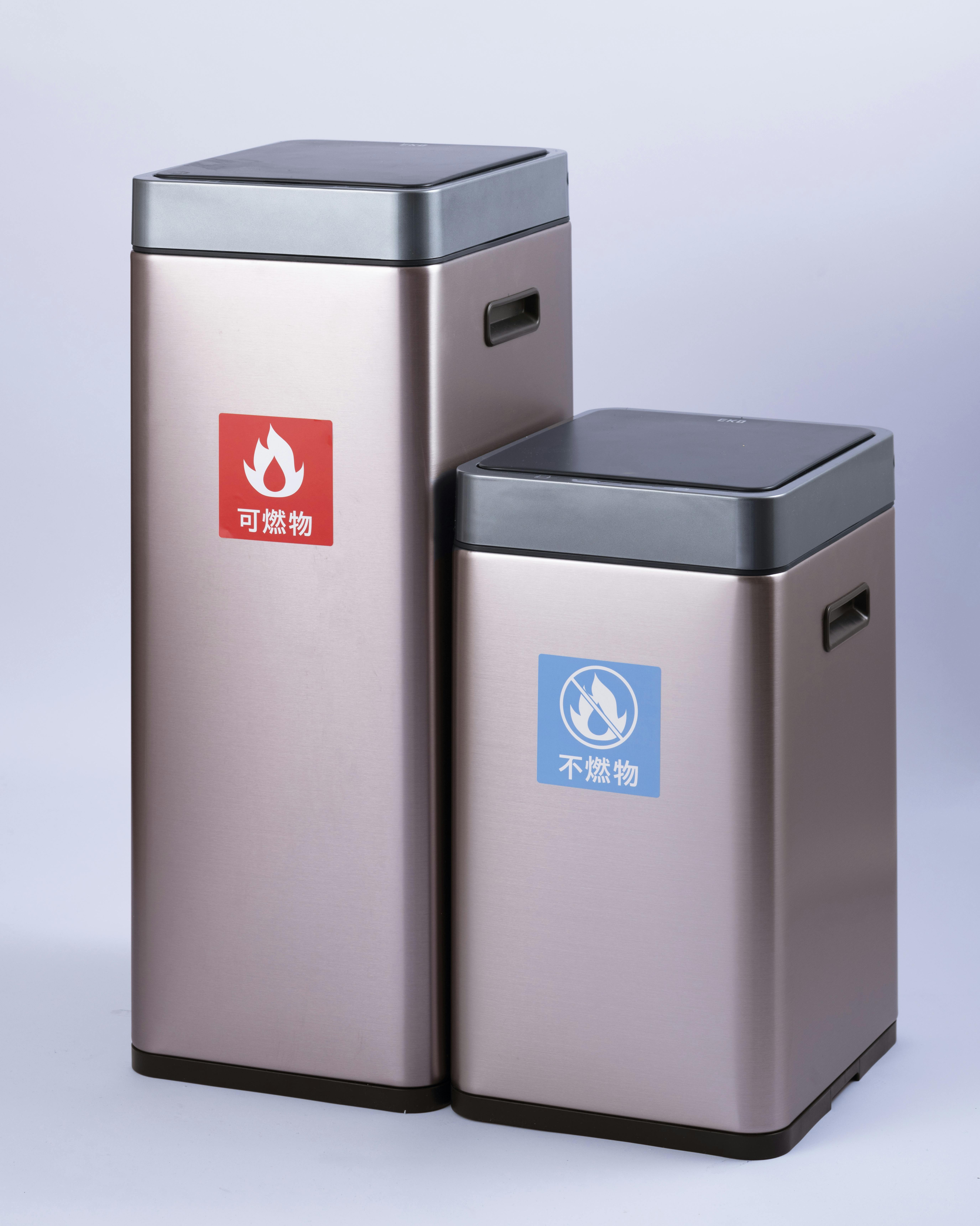 みなこさん専用 MIRAGE SLIM SENSOR BIN – TIMELESS COMFORT