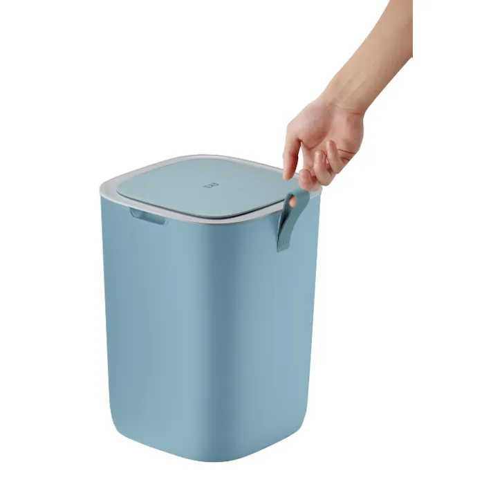 EKOJAPAN EKO モランディ スマート プラスチックセンサービン 12L ブルー EK6288-12L-BU ごみ箱 ゴミ箱自動開閉 センサー式12L シリコンシーリング オムツ ニオイ漏れ防止 アルカリ電池式 単4×4本 6951800678583【別送品】