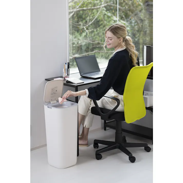 EKOJAPAN EKO モランディ スマート プラスチックセンサービン 30L ホワイト EK6288-30L-WH ごみ箱 ゴミ箱自動開閉 センサー式30L シリコンシーリング オムツ ニオイ漏れ防止 アルカリ電池式 単3×4本 6951800678699【別送品】