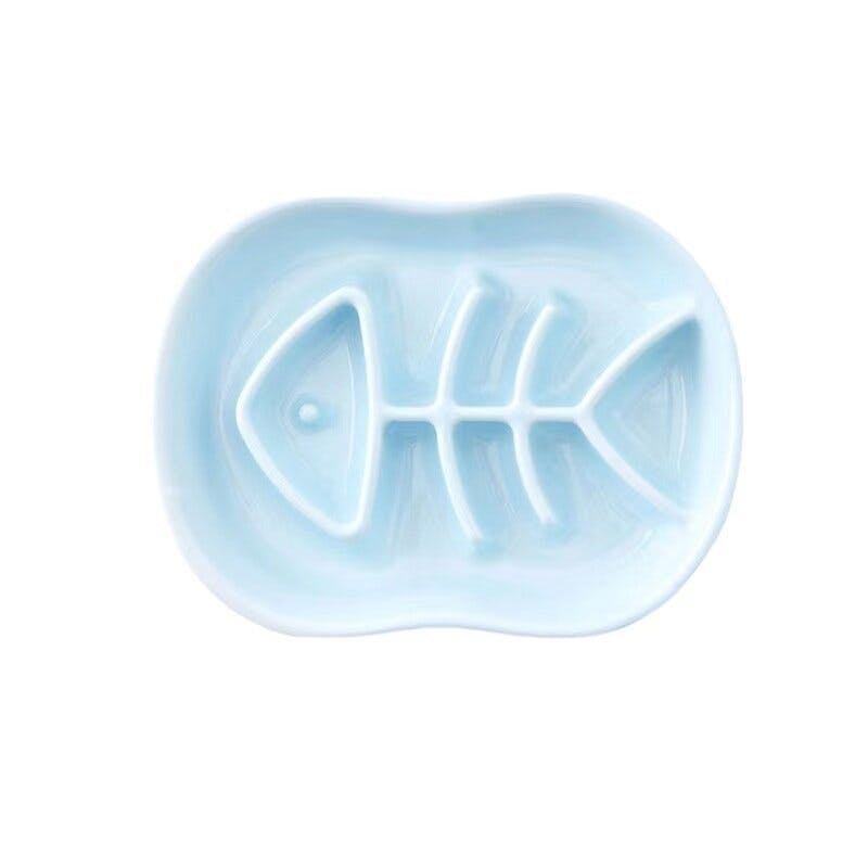 Petifam 陶器製早食い防止皿 フィッシュボーン ライトブルー 4580756812042 ペット食器 Petifam 陶器製早食い防止皿 フィッシュボーン ライトブルー 4580756812042 ペット食器