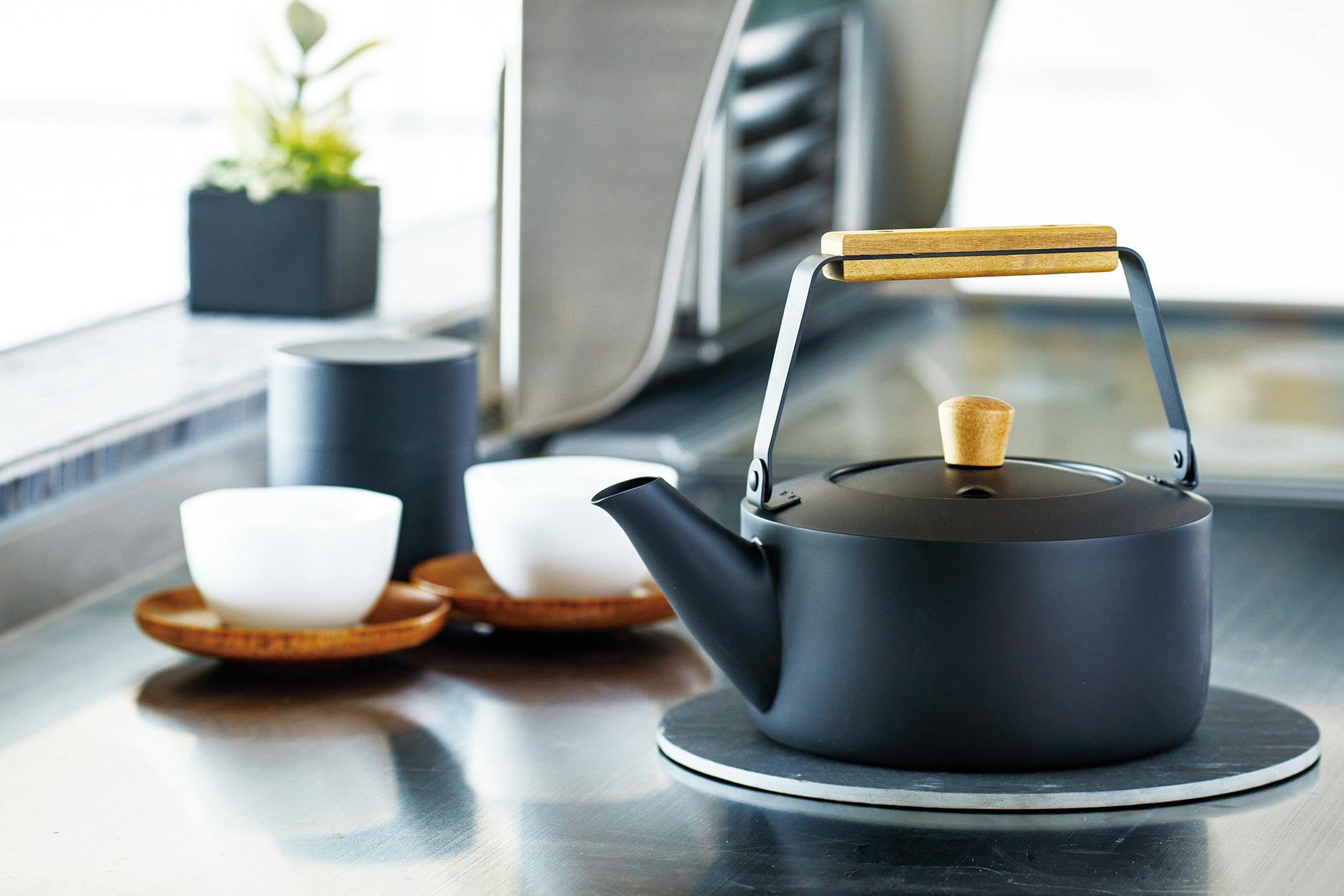 宮崎製作所 茶き くろいろケトル(小) IH100V・200V対応 料理 キッチン