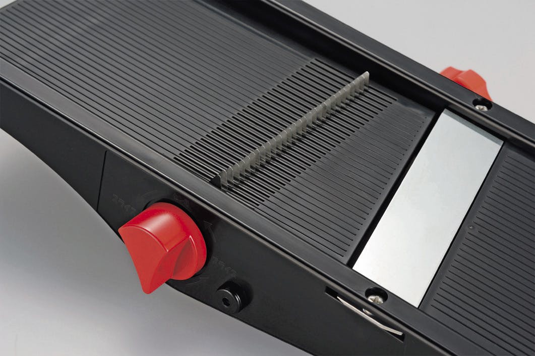 セーブ・インダストリー 刃物産地新潟で作られた 日本製スライサー