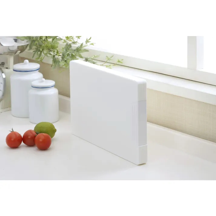 セーブ・インダストリー めちゃくちゃ軽いまな板 レギュラー 抗菌 厚い 軽量 SV-8889【別送品】