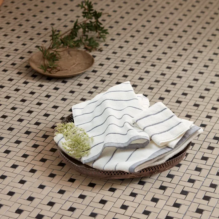 ギフトカタログ 沙羅 楓(かえで) 仏事 香典返し 満中陰志 2590107【別送品】