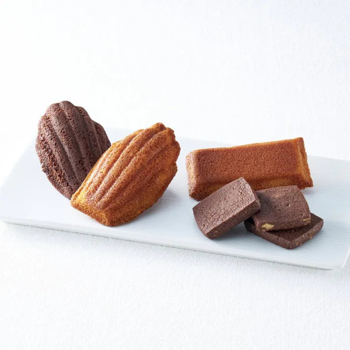 ギフトカタログ ベストグルメ アレジア「御祝」熨斗付き 結婚 出産 入学・入園 新築 快気 贈答 2508612-2【別送品】