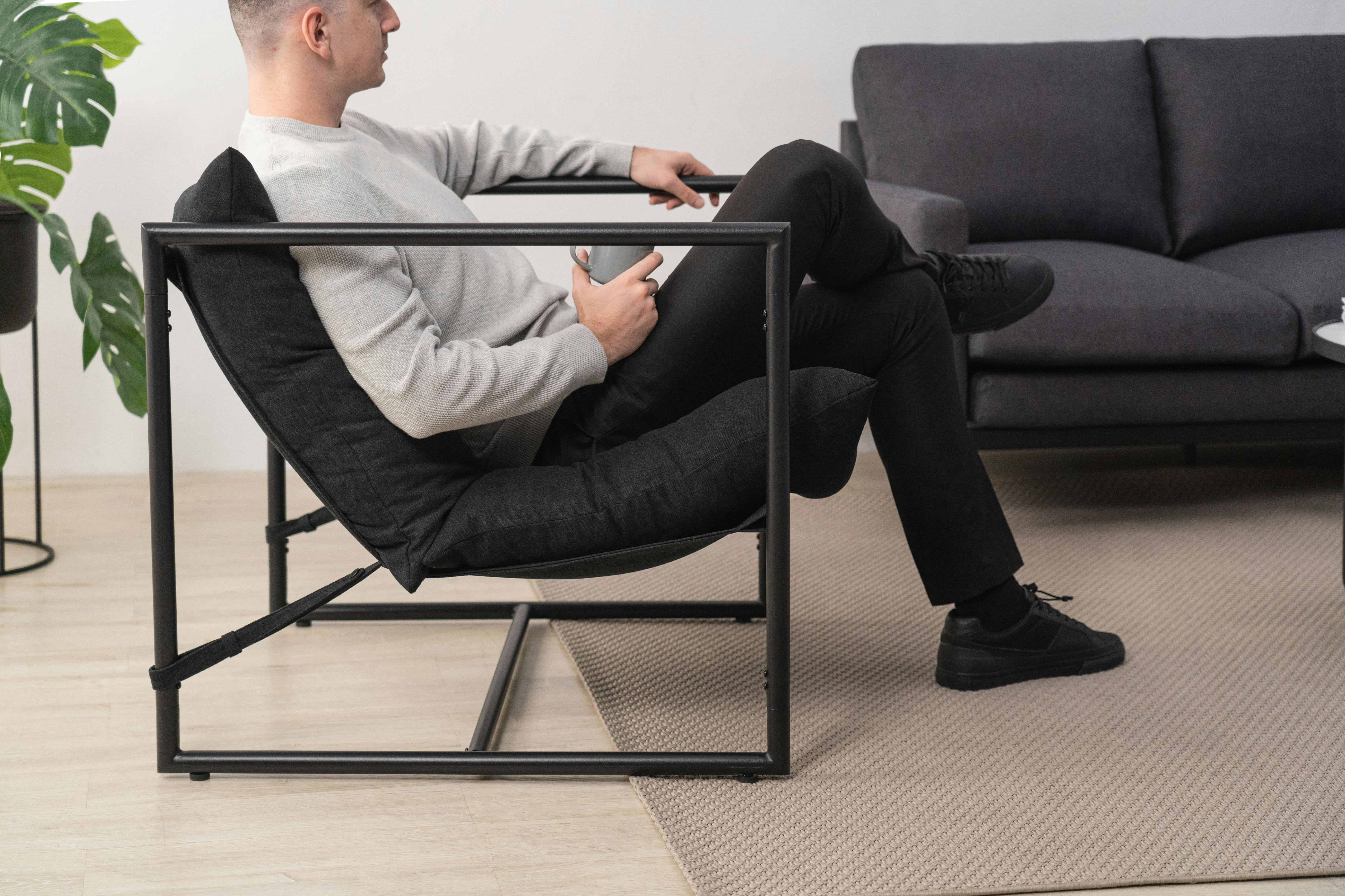 ZINUS(ジヌス) Aidan ラウンジチェア ブラック 家具 チェア ソファー