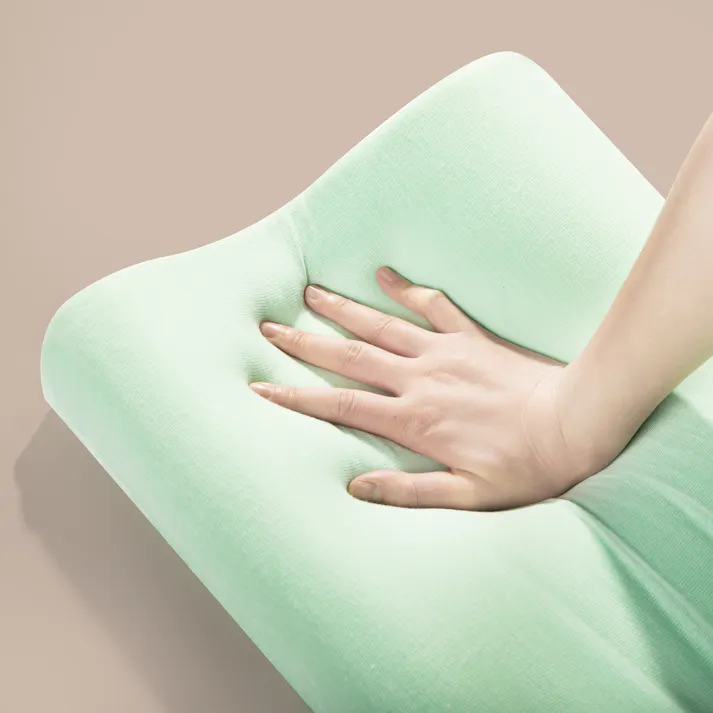 ZINUS(ジヌス) Small Contour ピロー 寝具 枕 ウレタンフォーム 4573556101126 ZJ-PICT-01【別送品】