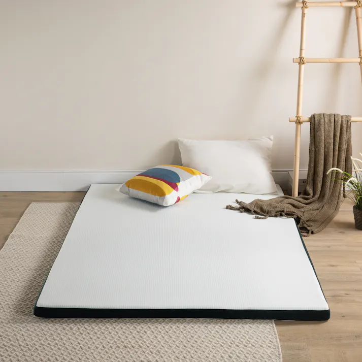 ZINUS(ジヌス) 低反発 GreenTea マットレストッパー (5cm/シングル) 寝具 マットレストッパー キャリーストラップ付 4573556100167 ZJ-TPMG-02S【別送品】