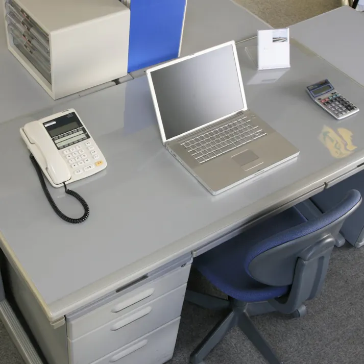 アイリスオーヤマ デスクマット DMT-9060E 傷防止 キズ防止 机 オフィス用品 4905009720422【別送品】