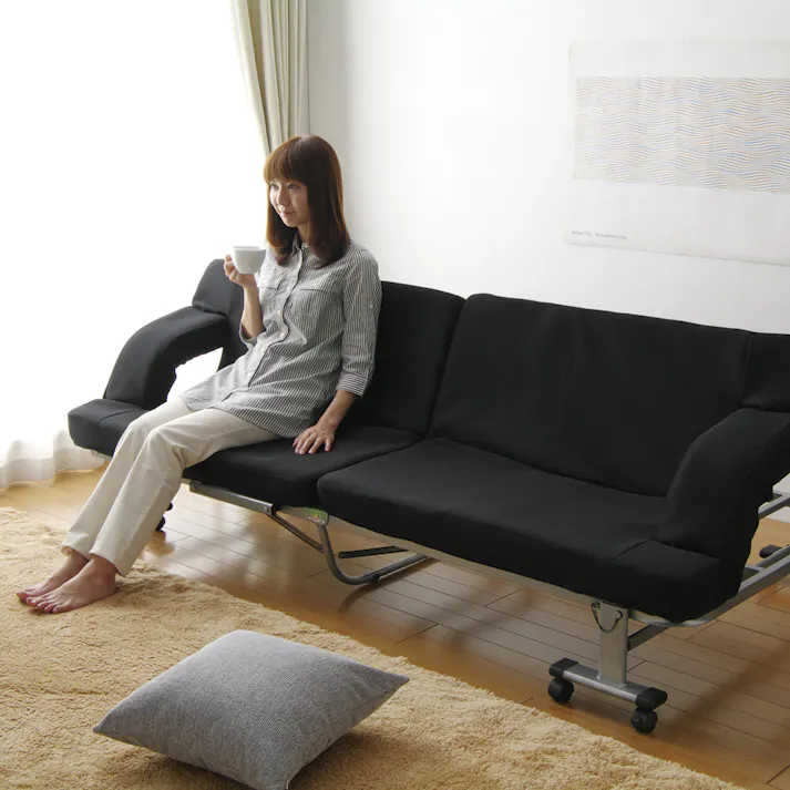 アイリスオーヤマ 折りたたみソファベッド OTB-SFN ブラック/シルバー 寝室 睡眠 ベッド 折りたたみ コンパクト 4905009948543【別送品】