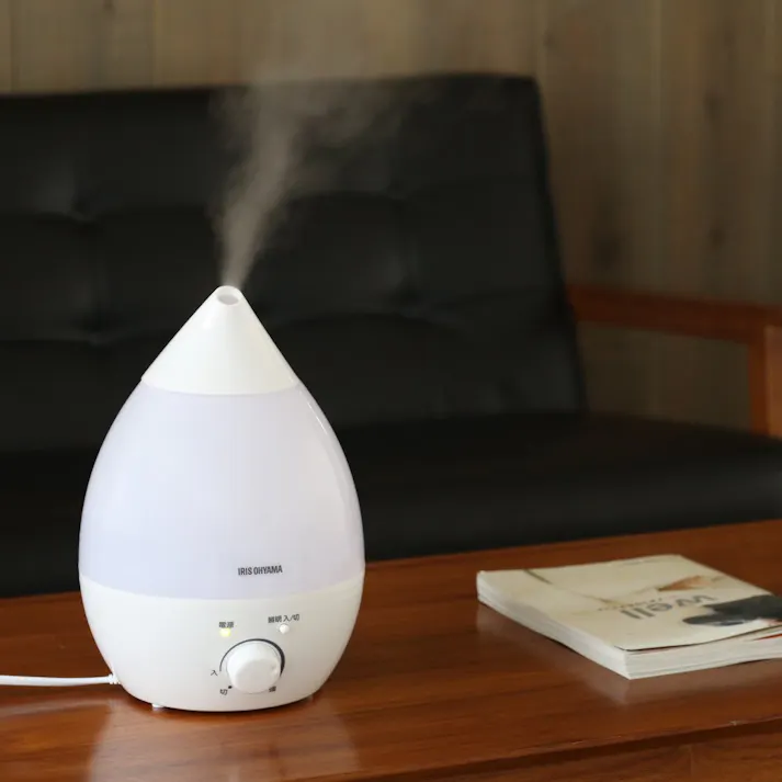 アイリスオーヤマ 超音波式加湿器 しずく型 UHM-280S-W ホワイト 喉 声 乾燥 加湿器 4967576388467【別送品】