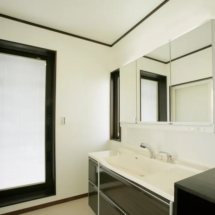 アイリスオーヤマ LED小型シーリング 1200lm 昼白色 人感センサー付 SCL12NMS-MCHL トイレ 洗面所 コンパクト 4967576390057【別送品】