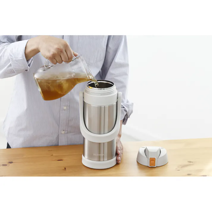 アイリスオーヤマ ステンレスケータイボトル スポーツジャグ SJ-2000 アイボリー 水筒 スポーツ マグボトル 4967576416139【別送品】