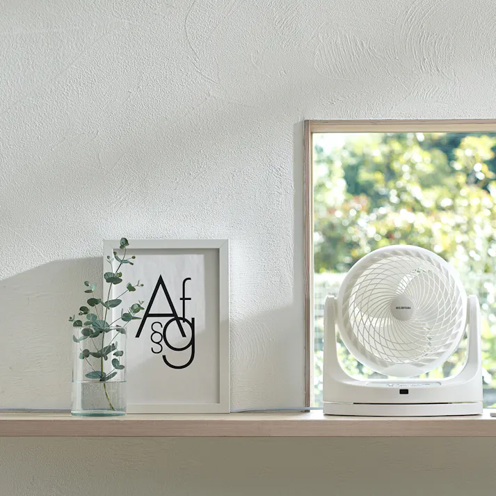 アイリスオーヤマ サーキュレーター 14畳 リモコン首振り マカロン型 PCF-MKC18-W ホワイト 循環 空気 サーキュレーター 4967576470292【別送品】