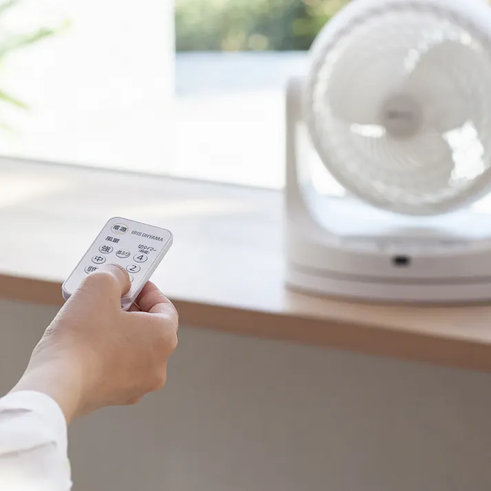 アイリスオーヤマ サーキュレーター 14畳 リモコン首振り マカロン型 PCF-MKC18-W ホワイト 循環 空気 サーキュレーター 4967576470292【別送品】