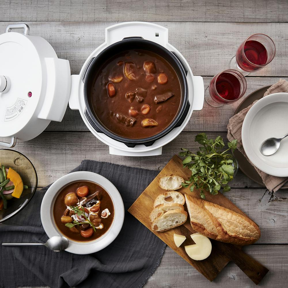 ▲美品 2021年製 IRIS OHYAMA 電気圧力鍋 PC-MA4-W 電気圧力鍋 PC-MA4|アイリスオーヤマ