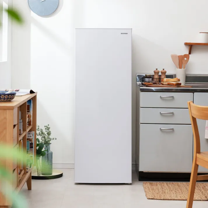 アイリスオーヤマ 冷凍庫 142L IUSN-14A-W ホワイト 冷凍食品 ストック 冷凍庫 4967576498593【別送品】