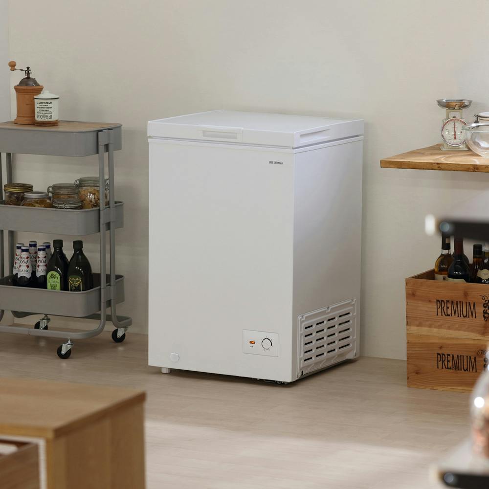 アイリスオーヤマ　ワンドア冷蔵庫　2021年製　美品 アイリスオーヤマ 上開き式冷凍庫 100L ICSD-10C-W ホワイト