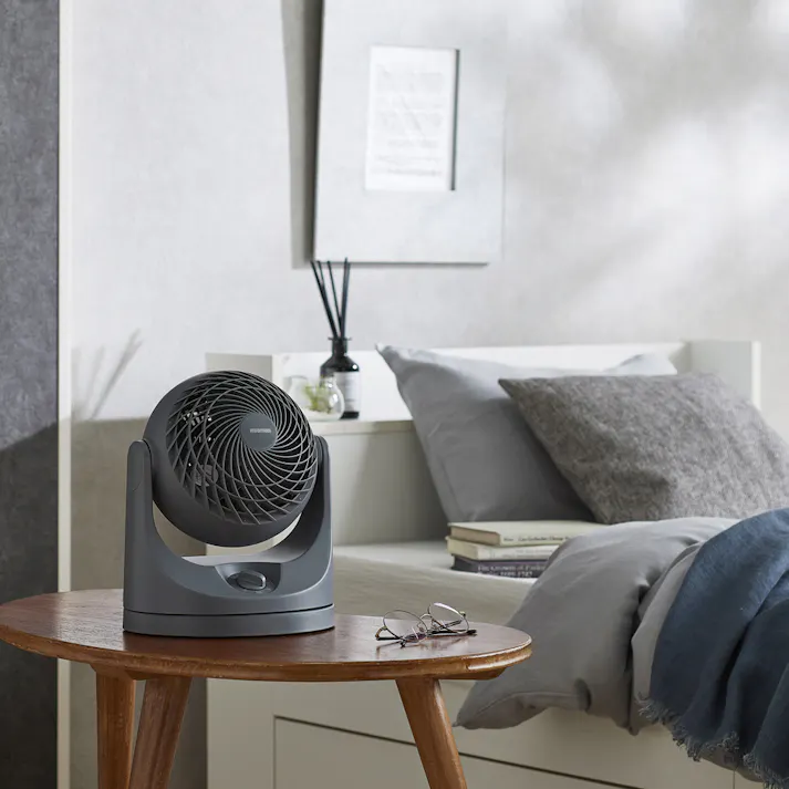 アイリスオーヤマ サーキュレーター 8畳 首振り マカロン型 PCF-MKM15-H グレー 循環 空気 サーキュレーター 4967576528429【別送品】