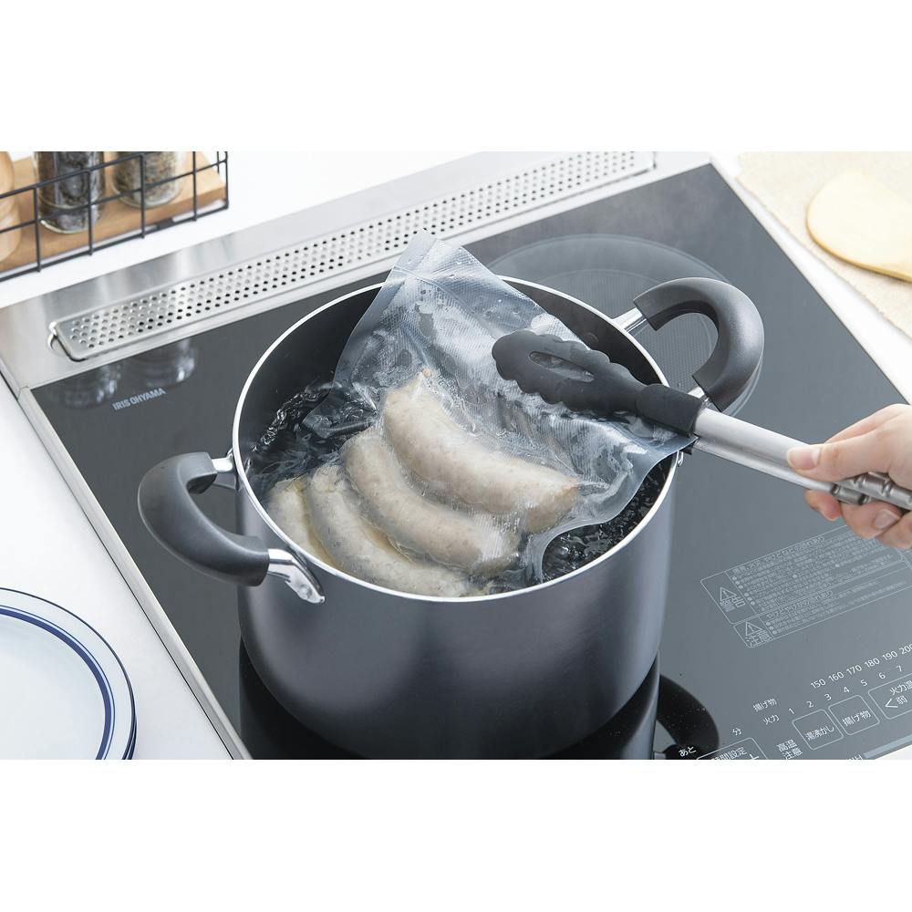 アイリスオーヤマ 真空保存フードシーラースリム VPF-S50