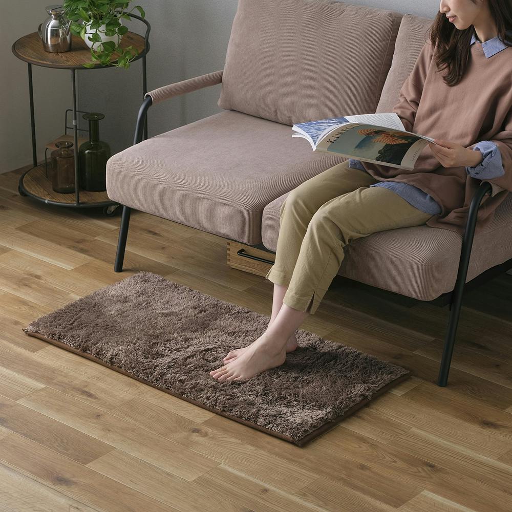 美品 アイリスオーヤマ シャギージョイントラグ JTR-S5010 べージュ