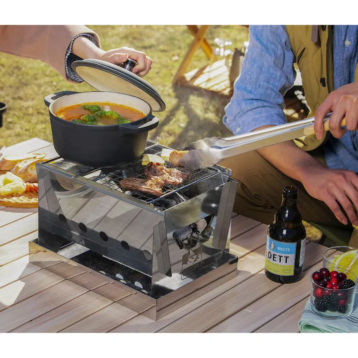 アイリスオーヤマ コンパクトBBQコンロ CBBQ-300 シルバー キャンプ バーベキュー レジャー用品 4967576653589【別送品】